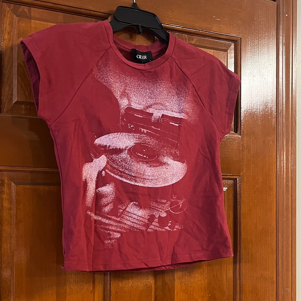 Cider Burgundy Graphic Crop Top